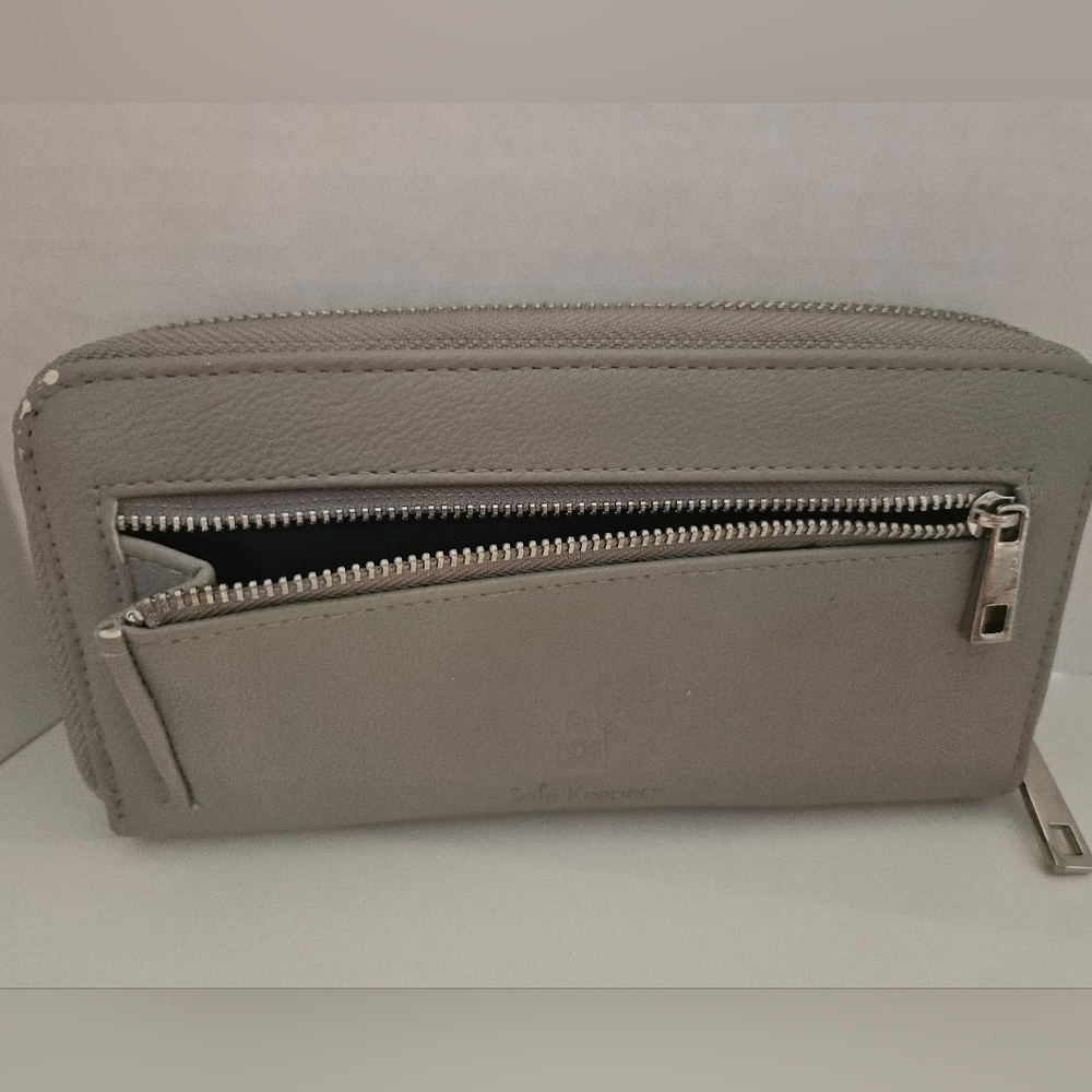 Gray Leather Wallet - Picture 2 of 5